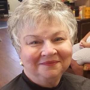 Meet your Posher, Debbie